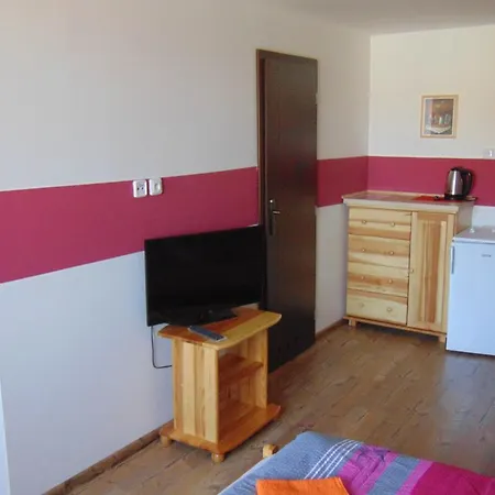 A Restaurace Na Salasi Mini-hôtel Hutisko