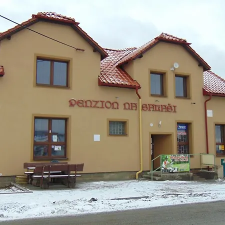 بيت ريفي A Restaurace Na Salasi Hutisko
